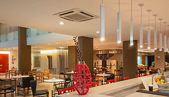 iu-á Hotel