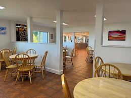 Atlantic Eyrie Lodge