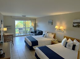 Atlantic Eyrie Lodge