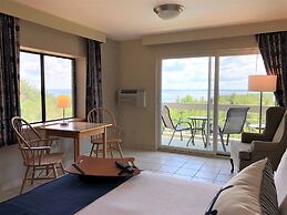 Atlantic Eyrie Lodge