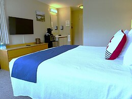 Atlantic Eyrie Lodge