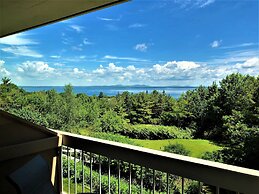 Atlantic Eyrie Lodge