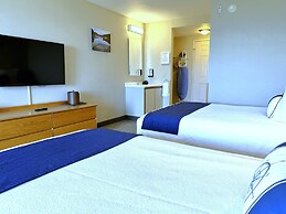 Atlantic Eyrie Lodge