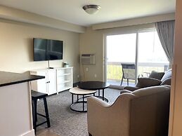 Atlantic Eyrie Lodge