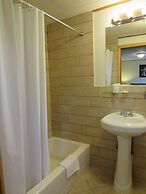 Acadia Gateway Motel