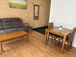 Caboolture Riverlakes Motel