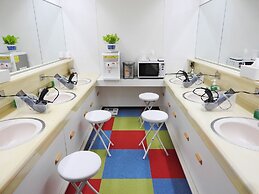 Capsule Hotel The Inn