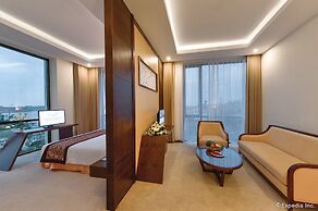 Muong Thanh Holiday Quang Binh Hotel