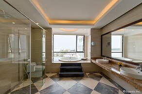 Muong Thanh Holiday Quang Binh Hotel