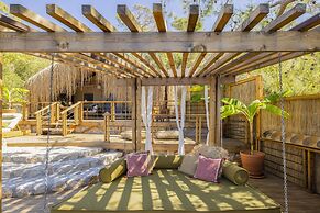 Perdue Hotel Adults Only +18