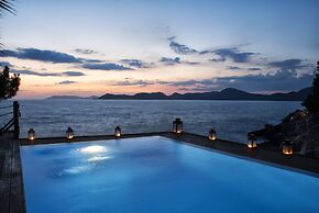 Perdue Hotel Adults Only +18