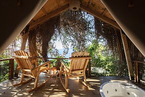 Perdue Hotel Adults Only +18