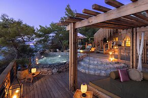 Perdue Hotel Adults Only +18