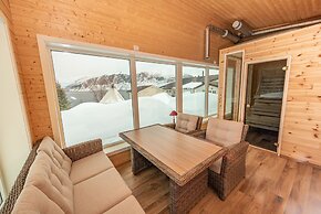 Arctic Panorama Lodge