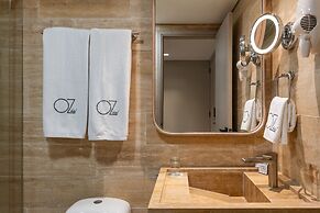 OZ Hotel