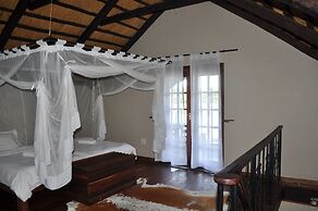 Hakusembe River Lodge