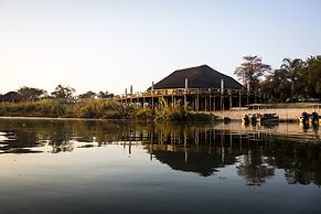 Hakusembe River Lodge