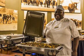 Hakusembe River Lodge