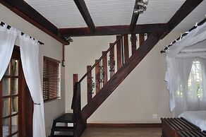 Hakusembe River Lodge