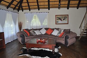 Hakusembe River Lodge