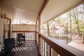 Riverbend Motel & Cabins