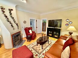 Riverbend Motel & Cabins