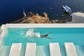 Canaves Oia Suites - Small Luxury Hotels of the World