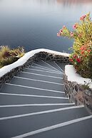 Canaves Oia Suites - Small Luxury Hotels of the World