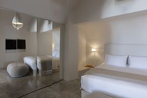 Canaves Oia Suites - Small Luxury Hotels of the World