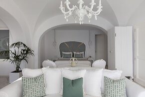 Canaves Oia Suites - Small Luxury Hotels of the World