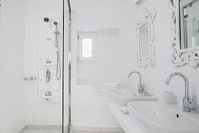 Canaves Oia Suites - Small Luxury Hotels of the World