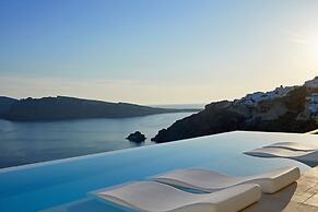 Canaves Oia Suites - Small Luxury Hotels of the World