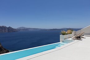 Canaves Oia Suites - Small Luxury Hotels of the World