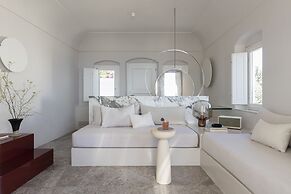 Canaves Oia Suites - Small Luxury Hotels of the World