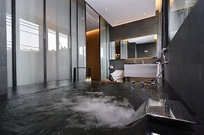 The Sun Hot Spring & Resort