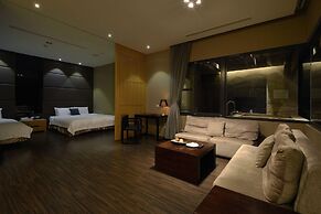 The Sun Hot Spring & Resort