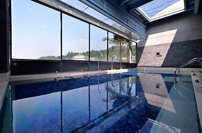 The Sun Hot Spring & Resort