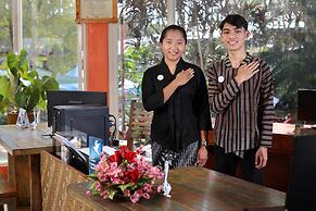 Royal Caravan Hotel Trawas