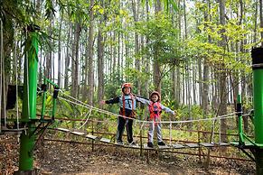 Royal Caravan Hotel Trawas