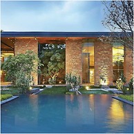 Taj Damdama Lake Resort & Spa, Gurugram