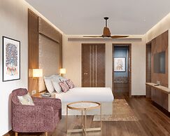Taj Damdama Lake Resort & Spa, Gurugram