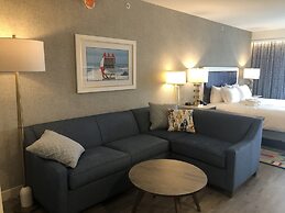 Fenwick Shores, Tapestry Collection by Hilton