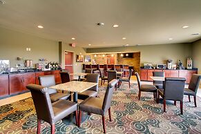 Stanton Inn & Suites