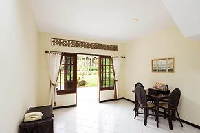 Royal Hotel and Villa Batu