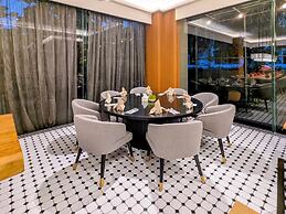 Grand Zuri Jababeka - Cikarang