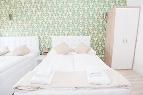 Royal Resort Apartments Westbahnhof