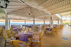 Aska Just In Beach – All Inclusive