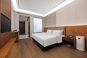Holiday Inn Express Zhengzhou Airport by IHG