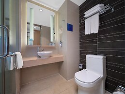 Holiday Inn Express Zhengzhou Airport, an IHG Hotel