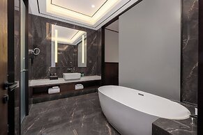 Holiday Inn Express Zhengzhou Airport by IHG